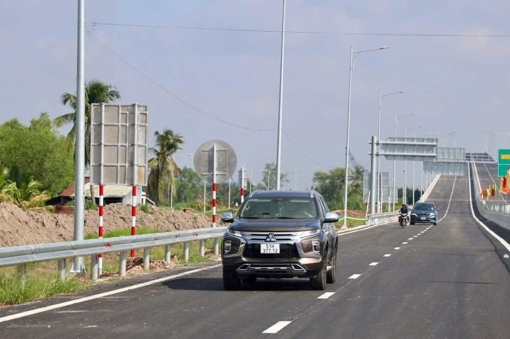 Sáng nay 19-8 đã chính thức Thông xe cầu Nhơn Trạch